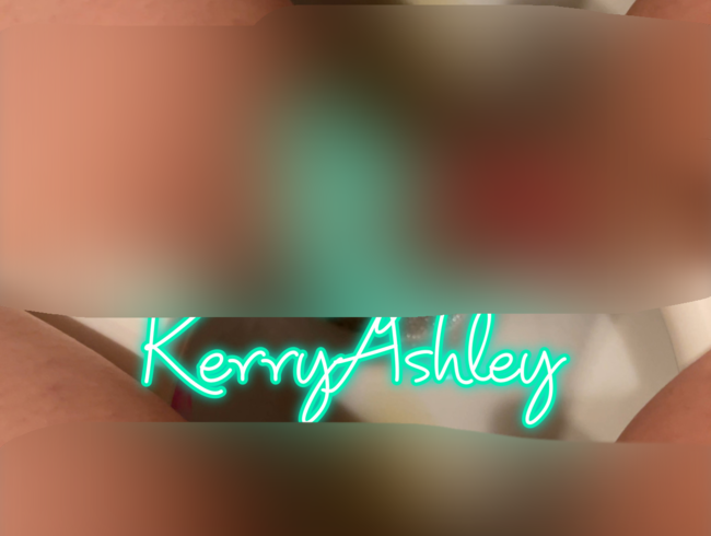 Download: SexyJanaHot - Piss by KerryAshley