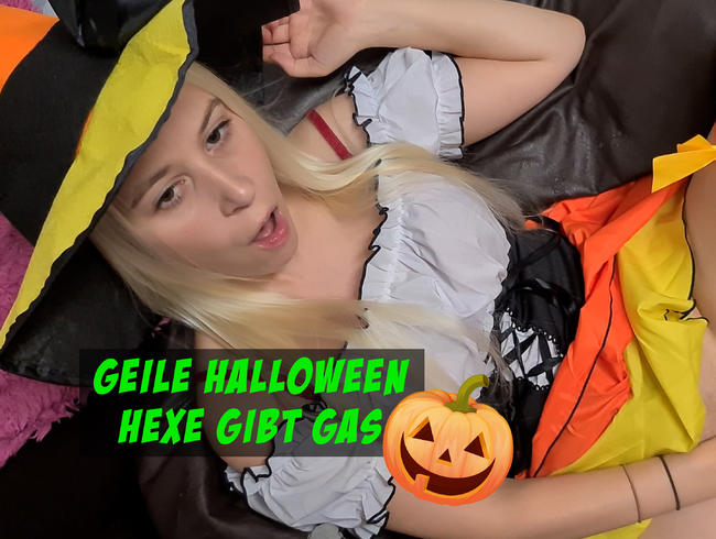 Download: SexyJenJen - Geile Halloween Hexe gibt gas