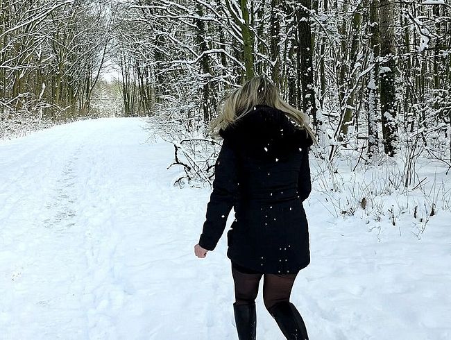 Download: SexyMilfDiana - Gefrorene Landschaft und eine MILF mit sündigen Ideen