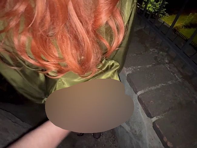 Download: SexyRusalka - Ficken auf dem Pet?ín-Hügel