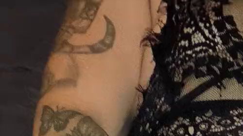 Download: SexySportlerin - Anfang von Muschi Fingern