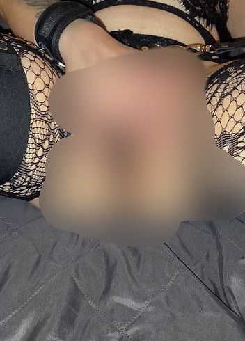 Download: SexySportlerin - Anfang von Muschi Fingern