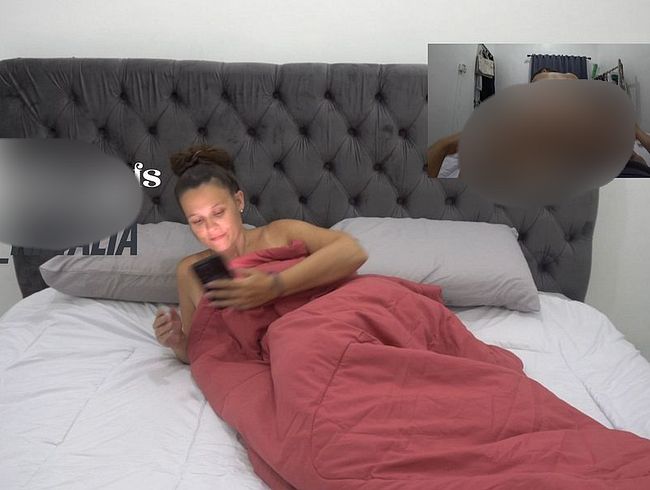 Download: Sexy_Natalia - Stiefbruder aufs Zimmer bestellt