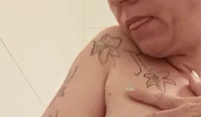 Download: Sexypaar3947 - Ich mach es mir Selber in der Badewanne