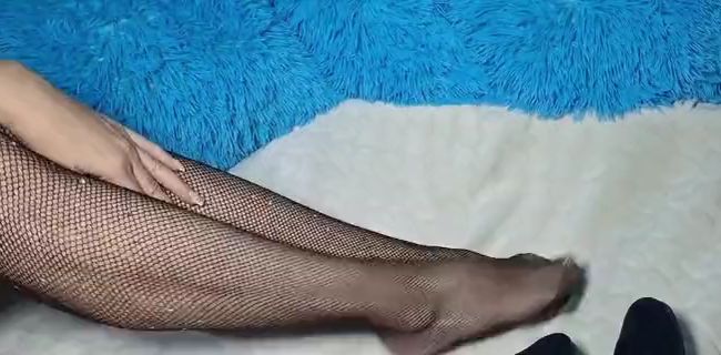 Download: ShyIna - NylonFusse