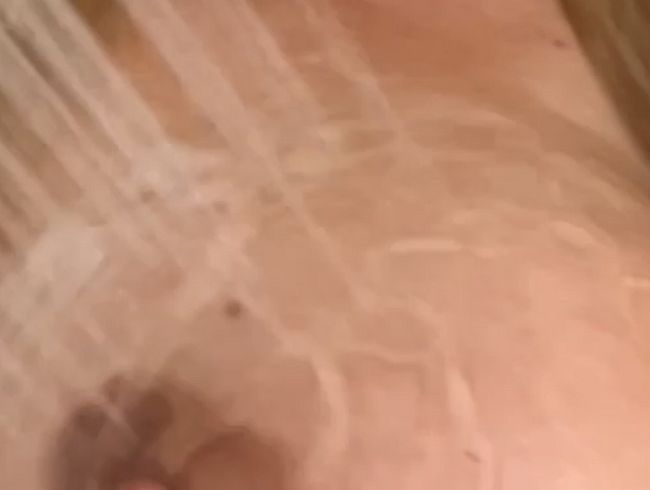 Download: SidneyRockz - Na, Lust auf nasse Haut?