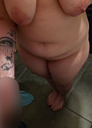 Download: SilentXFlame - Der Dreckige Abend im Bad .. vom Geilen Handjob zu Öligen Tittenfick und einen Schmerzhaften Doggy