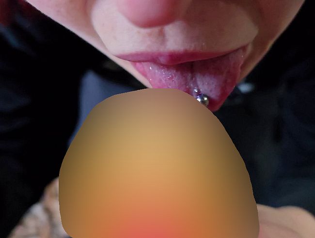 Download: SilentXFlame - Nahaufnahme von der Eichel wie Sie verwöhnt Wird im Lostplace Bunker