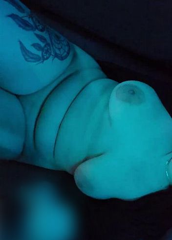 Download: SilentXFlame - Feierabend Handjob mit Titten anspritzen 100% Amateur Pärchen