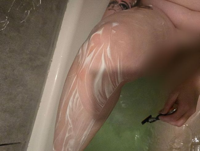 Download: SilentXFlame - Rasier Video Solo Girl on Shower