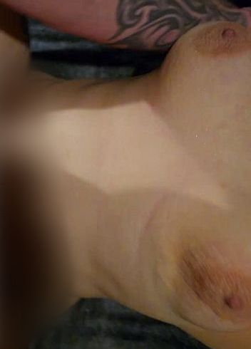 Download: SilentXFlame - Spielerei am Abend an der Teen Pussy