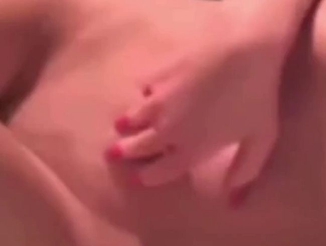 Download: Sina_Kitzler - Ohh hier seht ihr meinen geilen Body das erste mal ich hoffe das er euch gefällt....