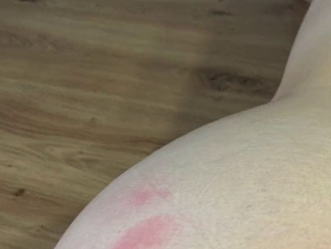 Download: SklavinYuri - Kalte Küche - heisse Fotze