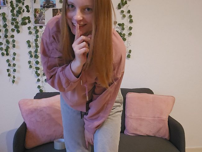 Download: Skylar-Sweet - Wenn das meine Stiefmutter erfährt?! Ich zeige mehr Haut!