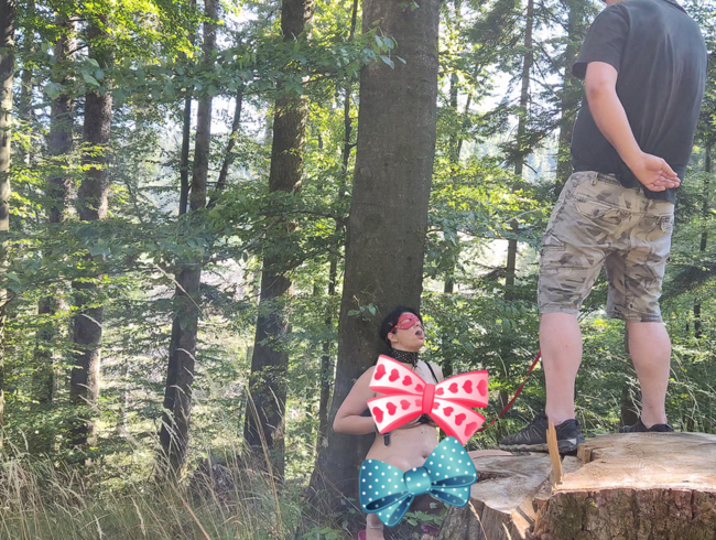 Download: SlutMom109 - Stiefjunge bedeckt seine Stiefmutter mit Pisse und sie dankt ihm mit einem Blowjob