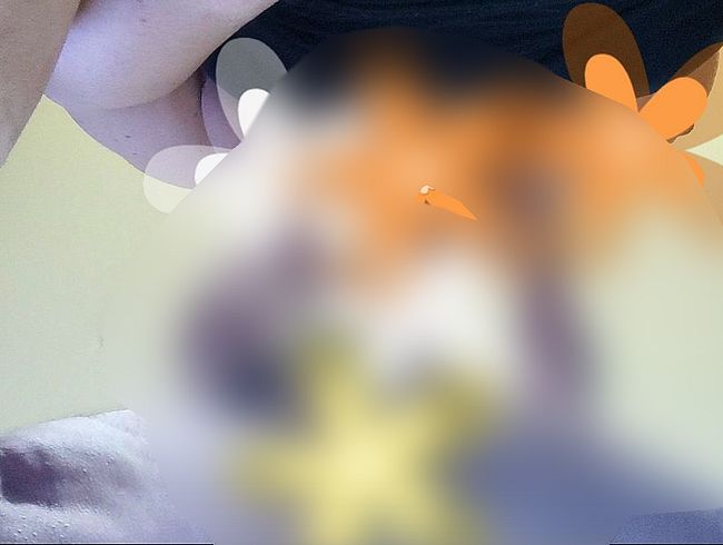 Download: SlutMom109 - Milf kommt, während sie einen großen, fetten Schwanz grob ins Gesicht fickt