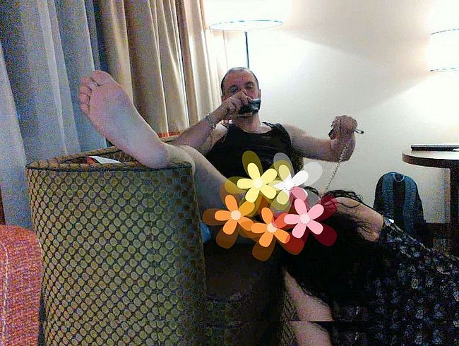 Download: SlutMom109 - Extrem versaute, nymphomanische Ehefrau weiß, wie man zum Orgasmus kommt.