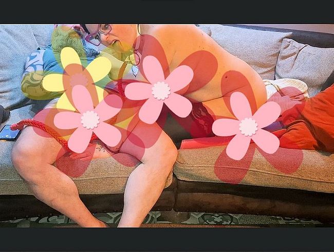 Download: SlutMom109 - Heiße MILF in Strümpfen und Stiefeln mit hohen Absätzen lutscht meinen Schwanz