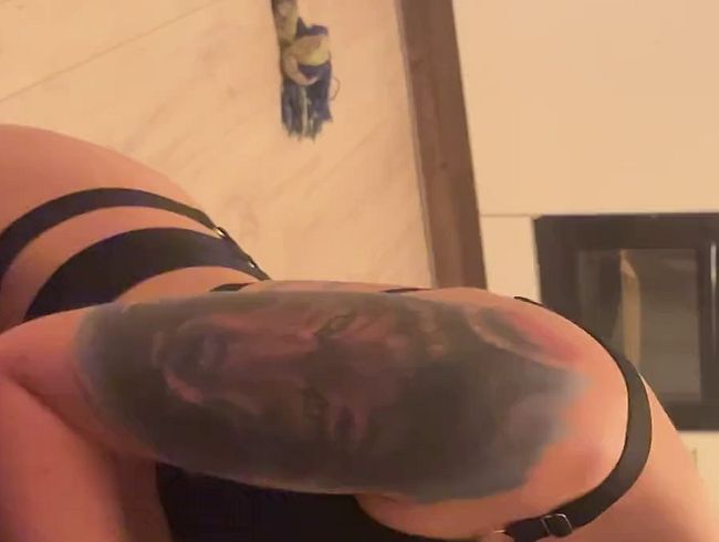 Download: Snowbloood95 - Blowjob bis sie nackenschmerzen bekommt