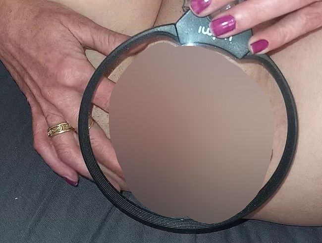 Download: Sperma-Fick-Queen - Sperma Muschi Creampie durch Lupe