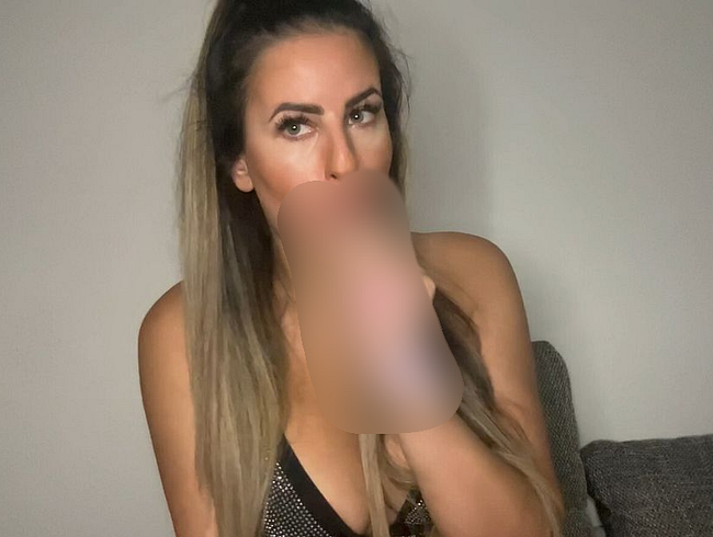 Download: Spicy-Stella - Ich lutsche mein Eis als wäre es dein Schwanz