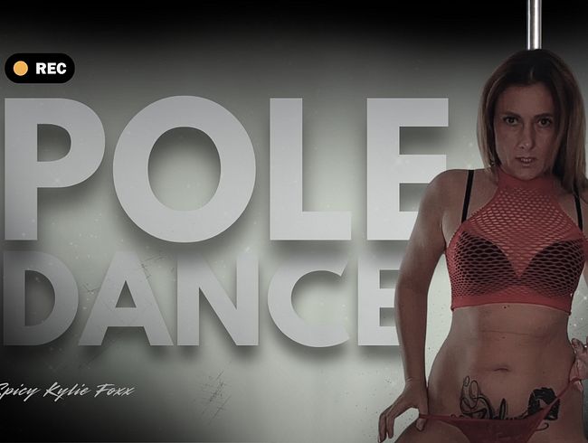 Download: SpicyKylieFoxx - Nackter, nasser Poledance