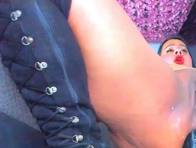 Download: SquirtShooter - ICH GIBE VIEL SAHNE AUS MEINEM ARSCH AUF MEINEN RIESIGEN SCHWARZEN DILDO ... PROBIEREN!