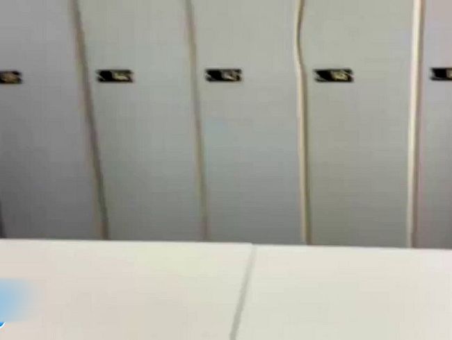 Download: Squirtydirty - Ich konnte es nicht mehr halten und habe einfach los gepisst