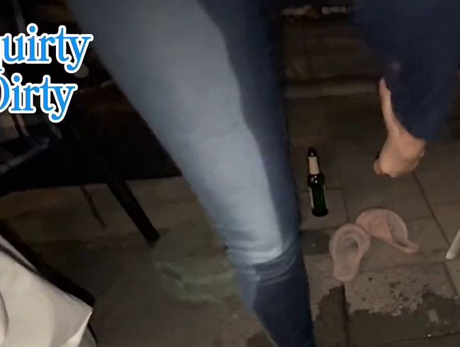 Download: Squirtydirty - Black Friday Piss Best Of um in Weihnachtsstimmung zu kommen