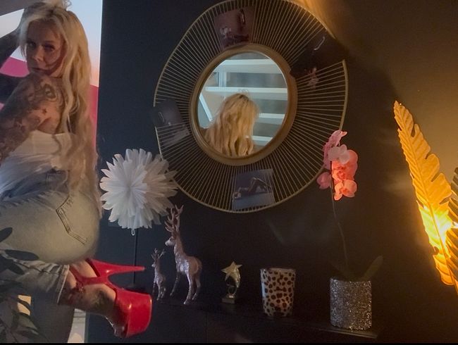 Download: SteffiBlond - Spritz & Sau meinen Bobo Jeans Arsch voll!