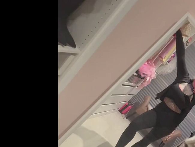 Download: SteffiBlond - Sport Steffi FUCKING!