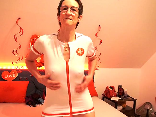 Download: Steffi_Sommerbach - Votze Doggy gestopft