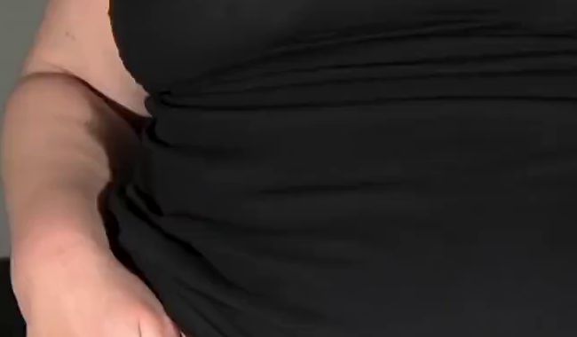 Download: Stella-Ella - Bbw, geile Hängetitten, geiler Hängebauch, dicke Drecksau