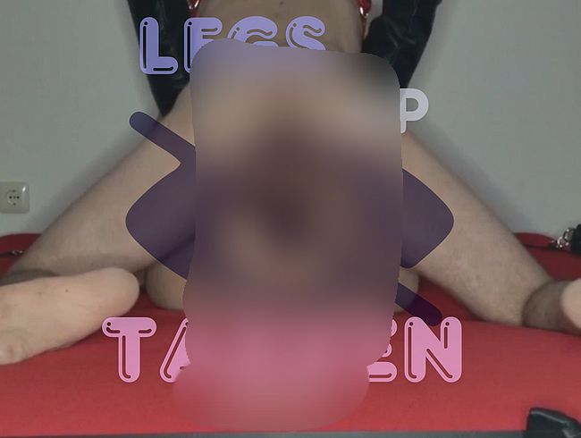 Download: Stella_Mind - Missionar in Leder – Beine gestreckt, Hingabe pur