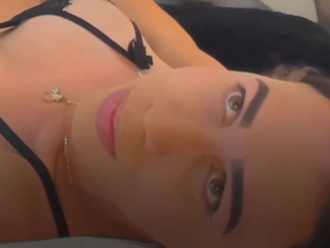 Download: Stepphanyy - Handjob und Cumshot aus einem anderen Winkel