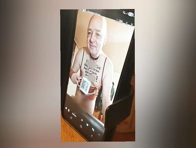 Download: Strapsensklave - Live mit dem Handy für Sie. Ausschnitte von der Vorführung ihres STRAPSENSKLAVEN am 03.03.2026