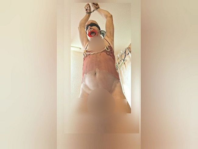 Download: Strapsensklave - Täglich Live