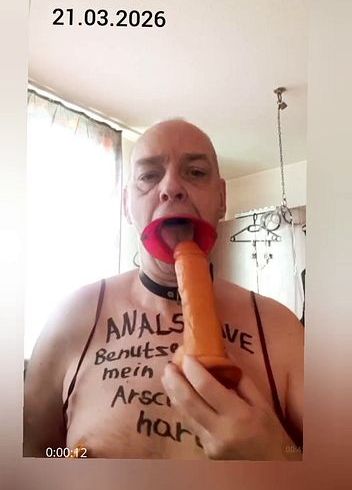 Download: Strapsensklave - Begrüßung zum täglichen Live