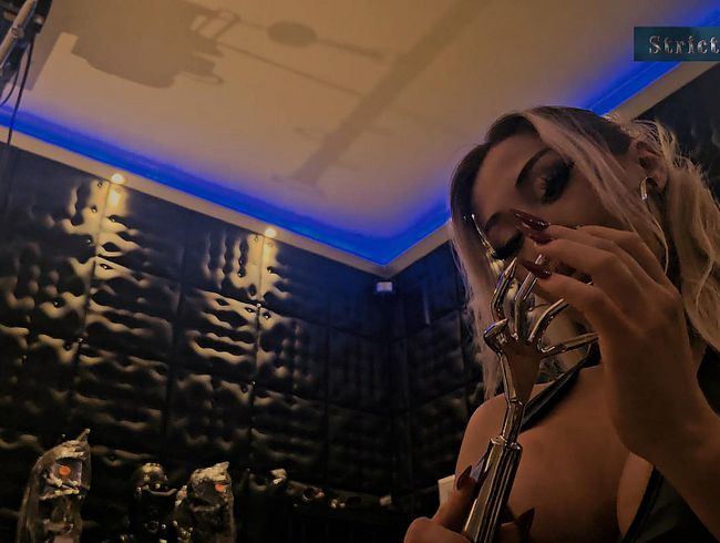 Download: Strict_Senz - Sheela Sinner Hard Tickling Long Nails OiledBody Screwdriver MetalClaw Strict Bondage on Rack Full