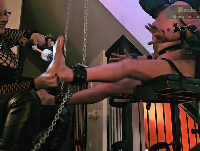 Download: Strict_Senz - Monika Schmidt Hard Feed Tickling on the Bondage Chair Full Version