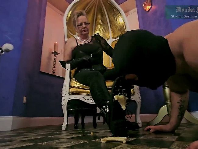 Download: Strict_Senz - Monika Schmidt Food Crushing Spitting Bootworship Verbal Humiliation SPH in Leathergloves