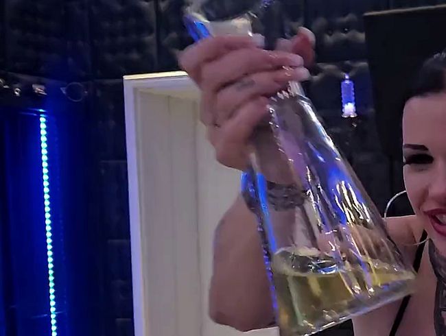 Download: Strict_Senz - Miss Alessa Milano Femdom Pissing?Toilet Slave Training?on the Rack?by German Mistress