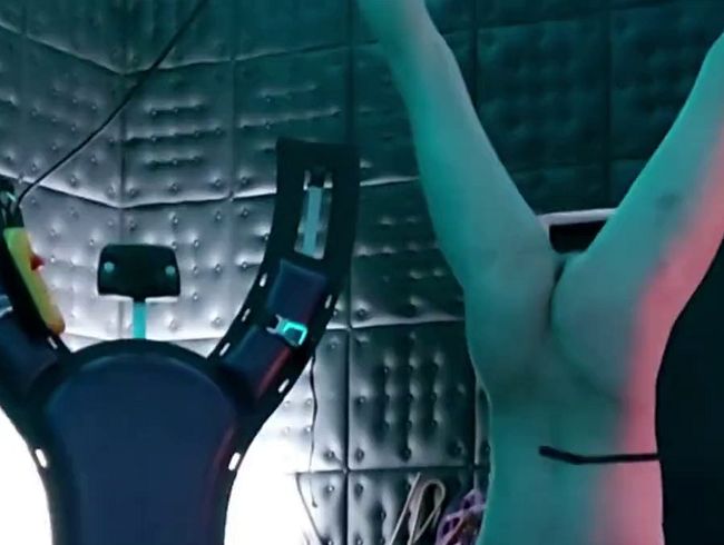 Download: Strict_Senz - Miss Alessa Milano Femdom Punishment Upside Down Whipping by German Mistress in Latex Dress Part 1