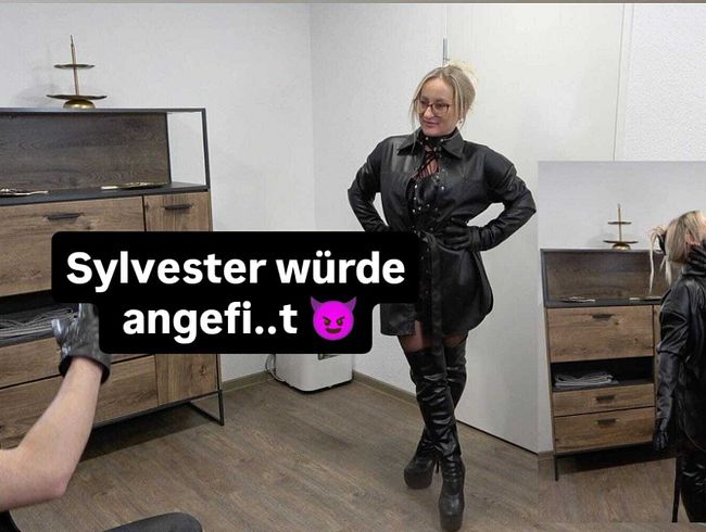 Download: Studentin-Aneta - Frohes Neues Jahr ! Sylvester würde somit BRAV Angefickt !