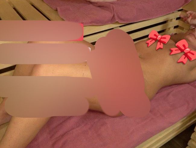 Download: Studentin-Aneta - In der Öffentliche Sauna wichser zu rede gestellt !!! Spanner filmt uns beim ficken ???