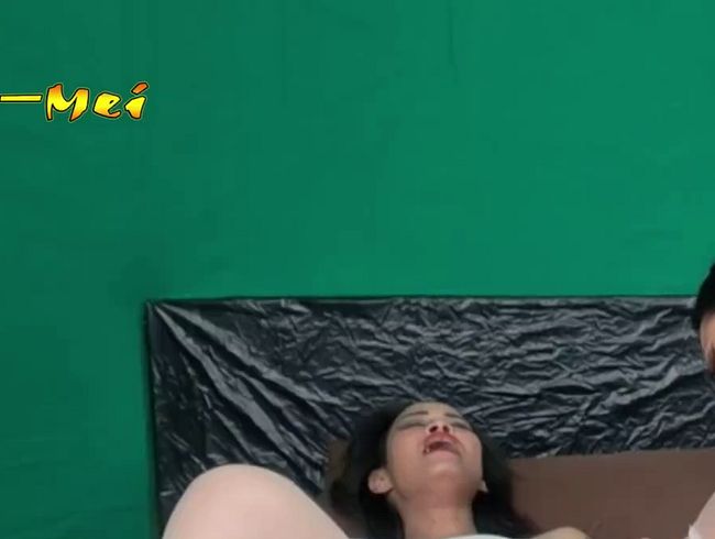 Download: Sue_Mei - Sue-Mei - Das böse Mädchen in Schuluniform schlägt zu