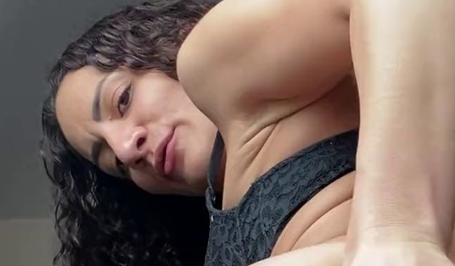 Download: Sue_Nova - ,,In und um‘s Arschloch herum“ - für Arschloch-Liebhaber geeignet !