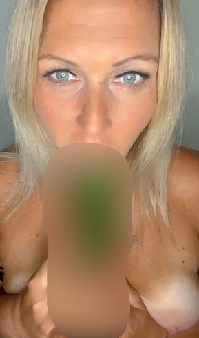 Download: SuesseAurelie - Hatte Lust auf eine Gurke, aber dann passierte das!