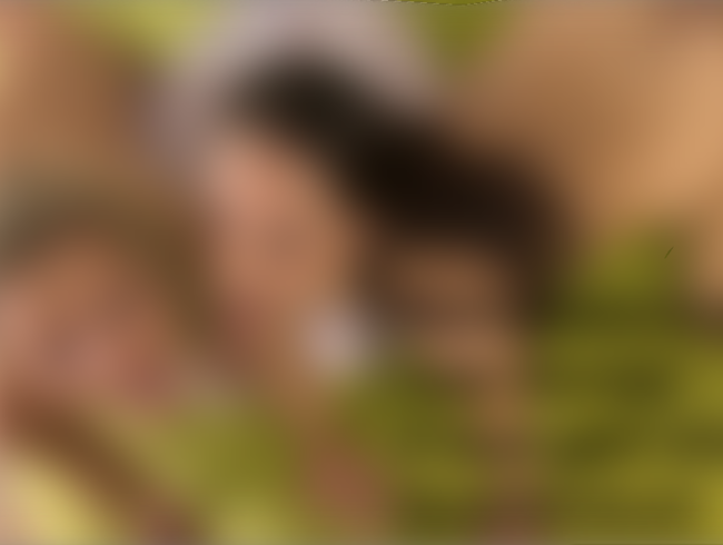 Download: Sweet-Isabella - Natursektorgie mit bester Freundin! Völlig durchnässt!