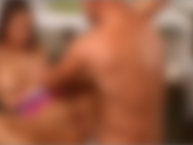 Download: Sweet-Isabella - Schneller Quickie mit vollgepumpten Fickfötzchen!!!!